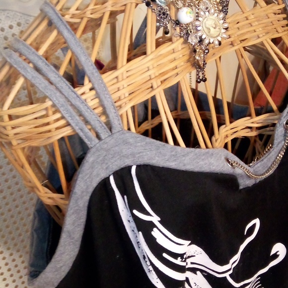 Feather Print Top - Picture 5 of 12